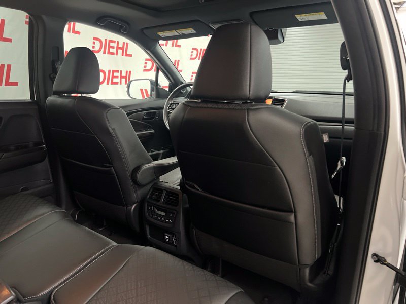 Used 2023 Honda Passport Elite image 12