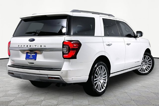 Used 2022 Ford Expedition Platinum RWD image 16