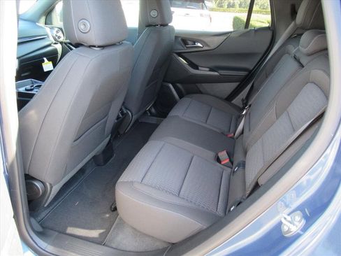 New 2026 Chevrolet Equinox LT image 24