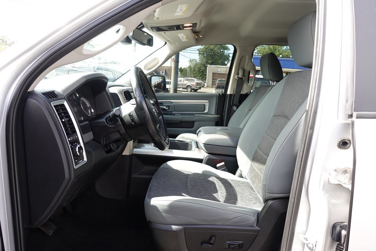 Used 2017 RAM 1500 Big Horn AWD/4WD image 19