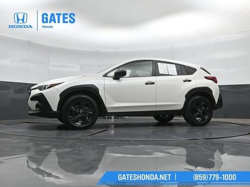 Used 2025 Subaru Crosstrek 2.0i AWD/4WD image 39