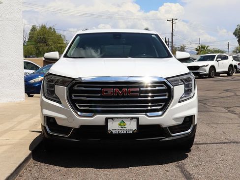 Used 2022 GMC Terrain SLT AWD/4WD image 16