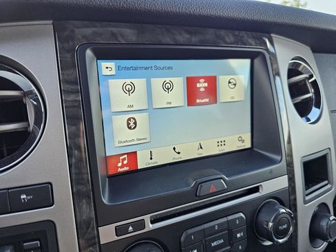 Used 2017 Ford Expedition Limited w/ Equipment Group 301A RWD image 60