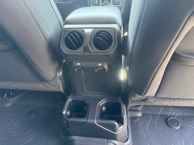 Used 2022 Jeep Wrangler Unlimited Sport AWD/4WD image 29