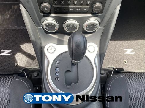 Used 2017 Nissan 370Z Coupe RWD image 35