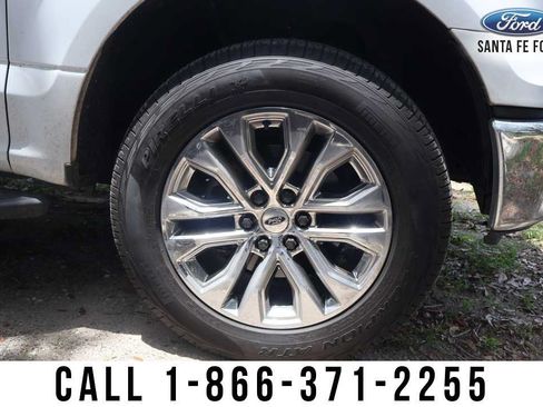 Used 2017 Ford F150 XLT w/ Equipment Group 302A Luxury AWD/4WD image 6