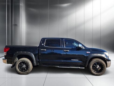 Used 2013 Toyota Tundra 4x4 CrewMax image 23