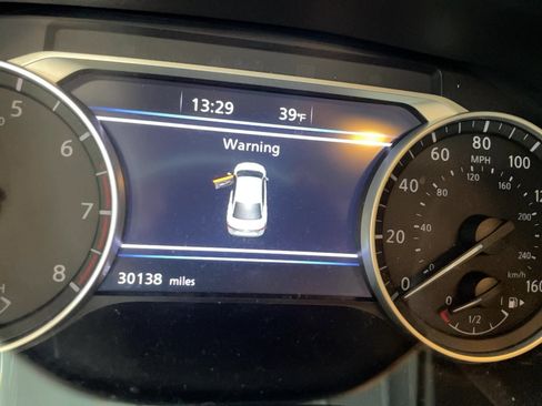 Used 2021 Nissan Sentra SR image 5