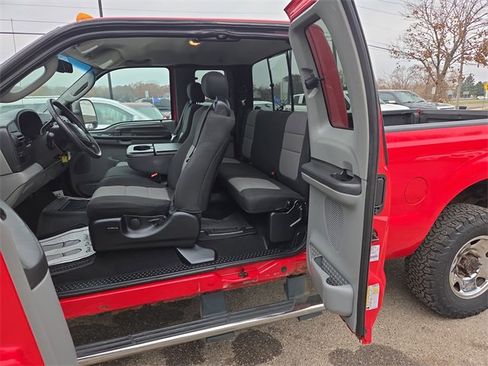 Used 2007 Ford F250 4x4 SuperCab Super Duty image 30