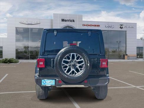 Certified 2024 Jeep Wrangler Unlimited Sahara AWD/4WD image 6