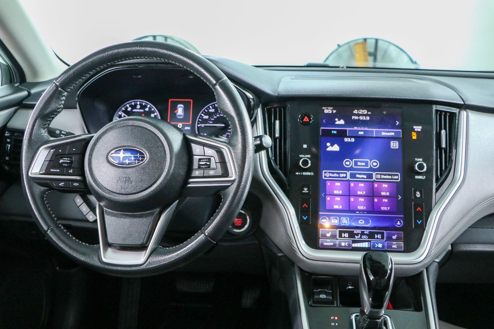 Used 2022 Subaru Outback Premium AWD/4WD image 17