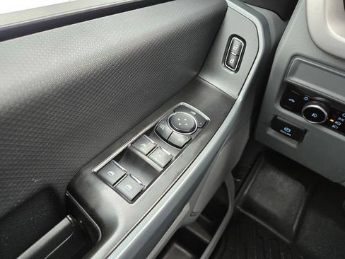 Used 2023 Ford F150 XLT RWD image 25