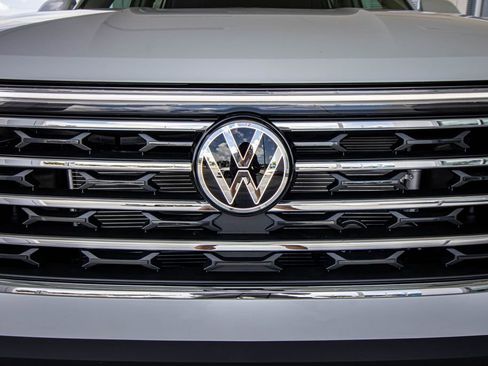 New 2026 Volkswagen Atlas SE FWD image 7