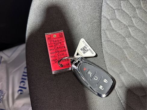 Used 2019 Chevrolet Equinox LT AWD/4WD image 29
