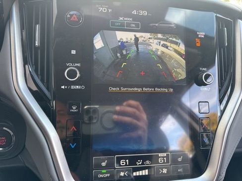 Used 2025 Subaru Outback Premium image 12