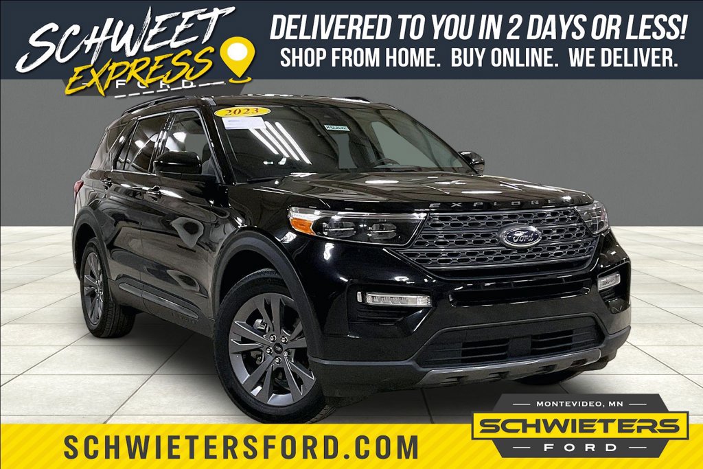 Certified 2023 Ford Explorer XLT w/ Equipment Group 202A AWD/4WD image 1