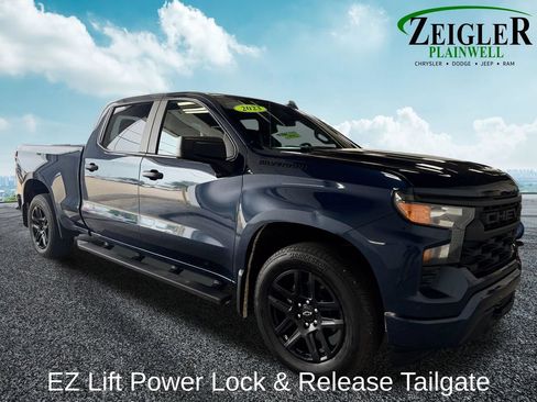 Used 2023 Chevrolet Silverado 1500 Custom w/ LPO, Dark Essentials Package AWD/4WD image 7