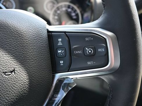 New 2026 RAM 2500 Big Horn AWD/4WD image 18