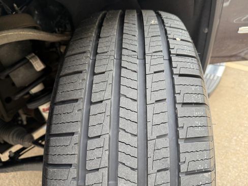 Used 2023 GMC Sierra 1500 SLT w/ SLT Convenience Package image 31