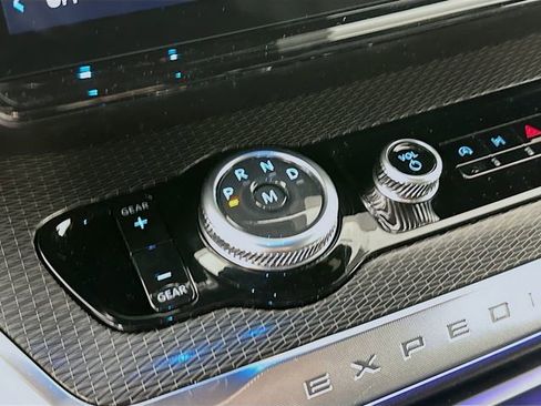 New 2026 Ford Expedition Platinum AWD/4WD image 22