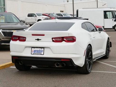 Used 2023 Chevrolet Camaro LT w/ Technology Package image 27