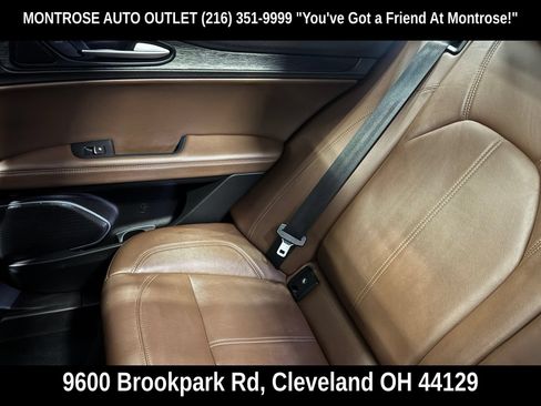 Used 2019 Alfa Romeo Stelvio AWD image 33