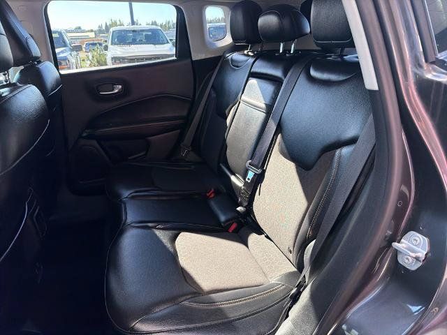 Used 2017 Jeep Compass Latitude w/ Popular Equipment Group FWD image 33