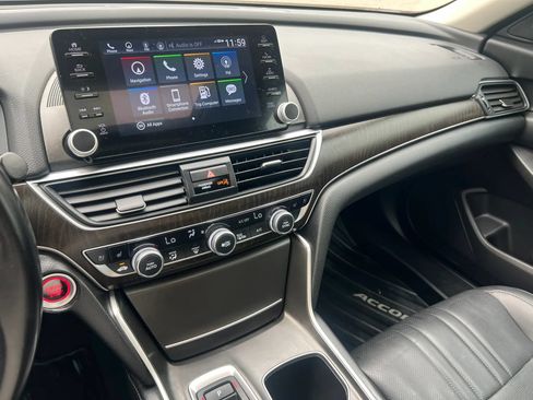 Used 2021 Honda Accord Touring image 23