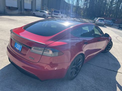 Used 2021 Tesla Model S Plaid image 10