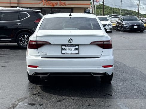 Used 2021 Volkswagen Jetta R-Line FWD image 4