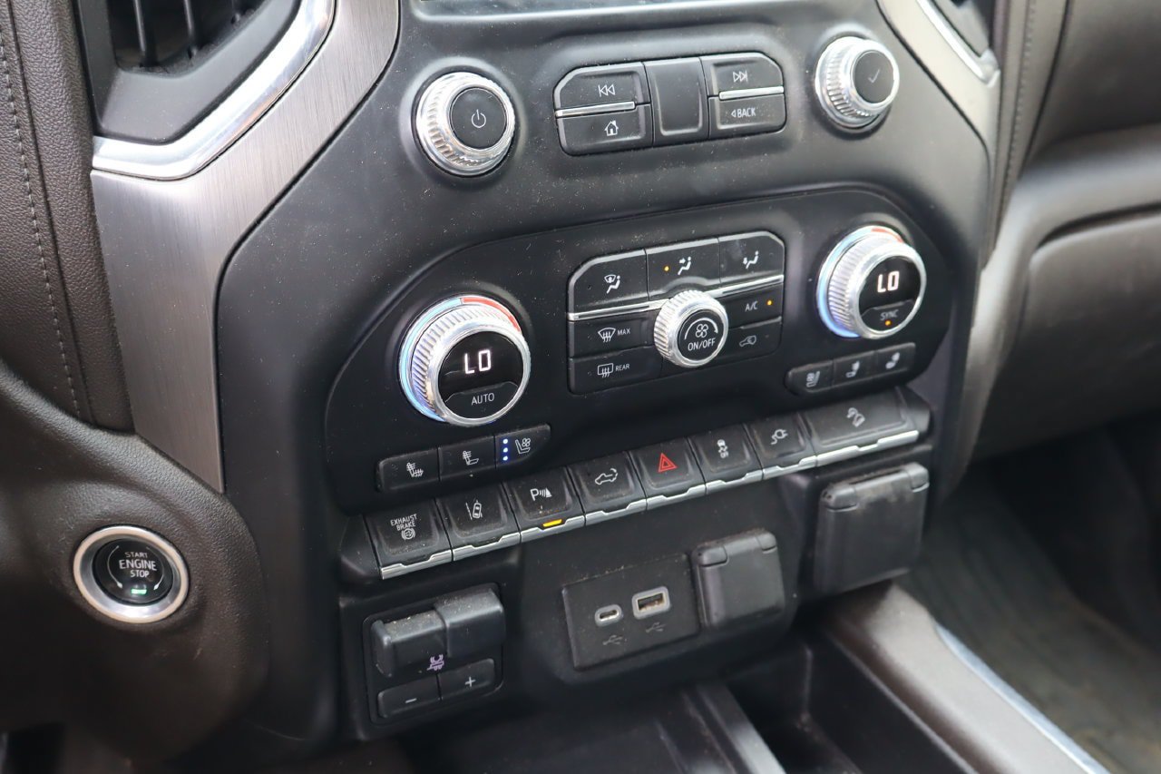 Used 2021 GMC Sierra 2500 Denali w/ Technology Package AWD/4WD image 25
