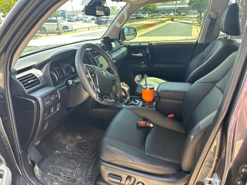 Used 2021 Toyota 4Runner TRD Off-Road Premium AWD/4WD image 5