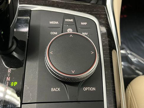 Used 2022 BMW 330i xDrive Sedan w/ Premium Package 2 image 15