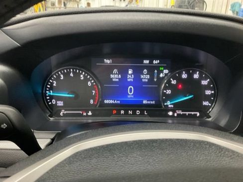 Used 2023 Ford Explorer XLT w/ Equipment Group 202A AWD/4WD image 10