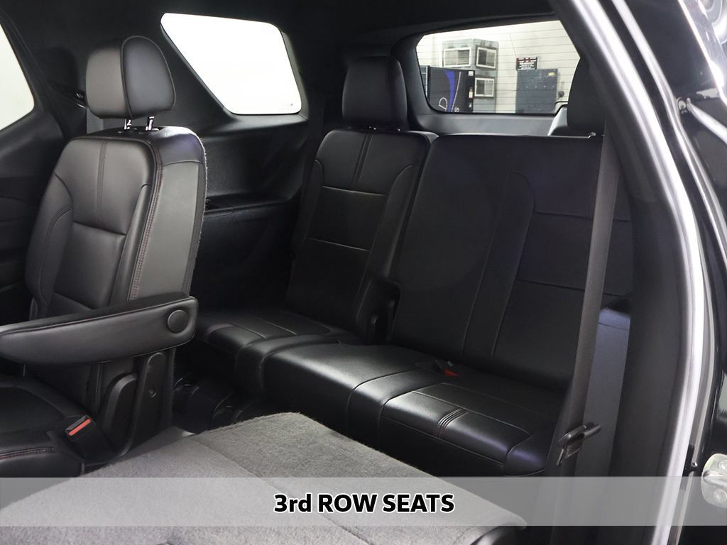 Used 2023 Chevrolet Traverse RS AWD/4WD image 10