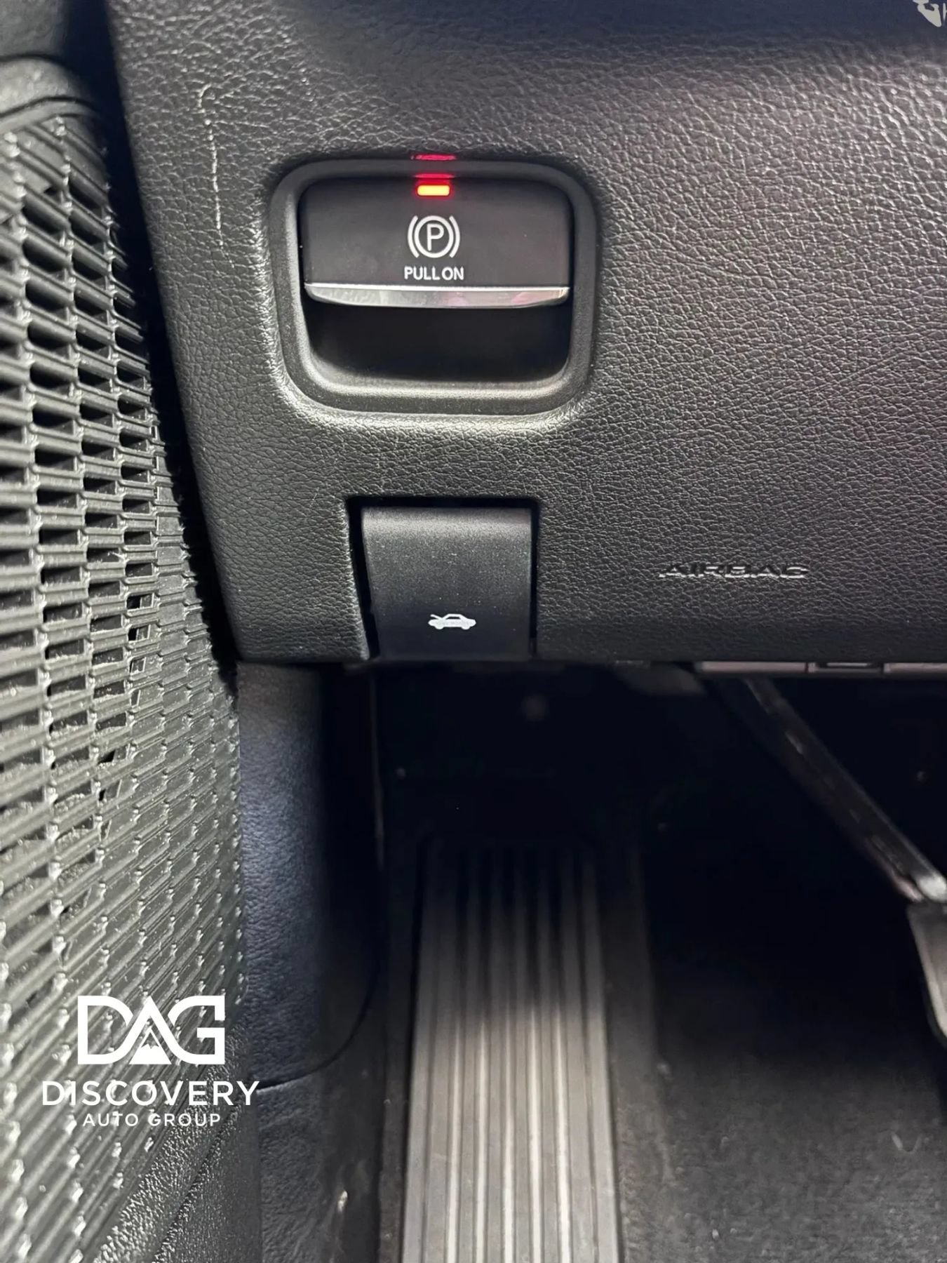 Used 2024 Jeep Grand Cherokee Laredo AWD/4WD image 15