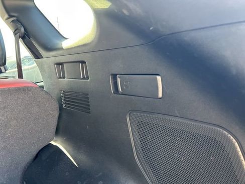 Used 2025 Kia Sportage SX image 11