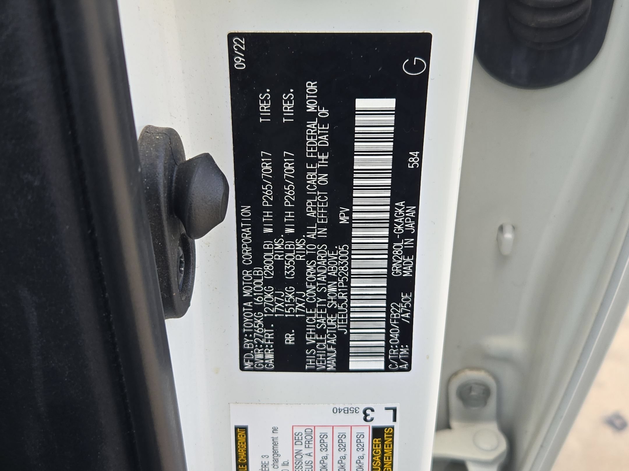 Used 2023 Toyota 4Runner SR5 RWD image 33