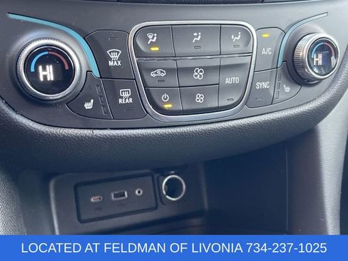 Used 2024 Chevrolet Equinox LT w/ LPO, Floor Liner Package image 17