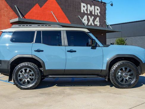 Used 2024 Toyota Land Cruiser image 4