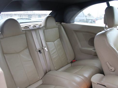 Used 2013 Chrysler 200 Limited image 12