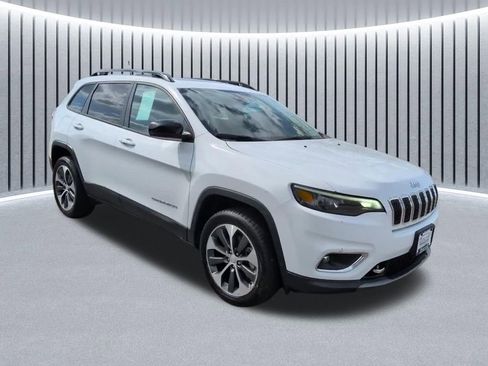 Certified 2022 Jeep Cherokee Limited w/ Elite Package AWD/4WD image 6