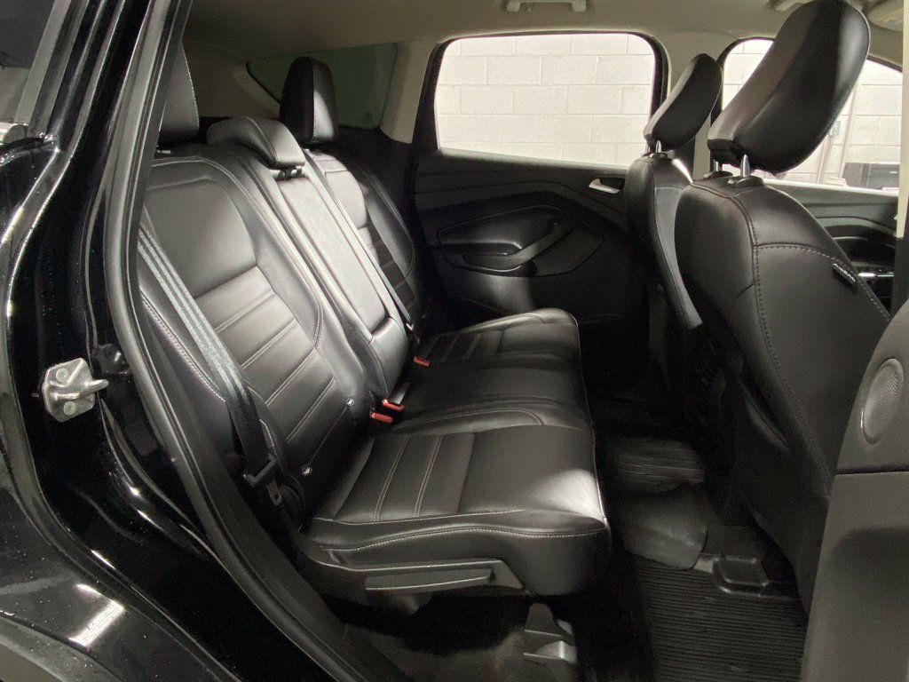 Used 2018 Ford Escape Titanium w/ Ford Safe & Smart Package AWD/4WD image 29