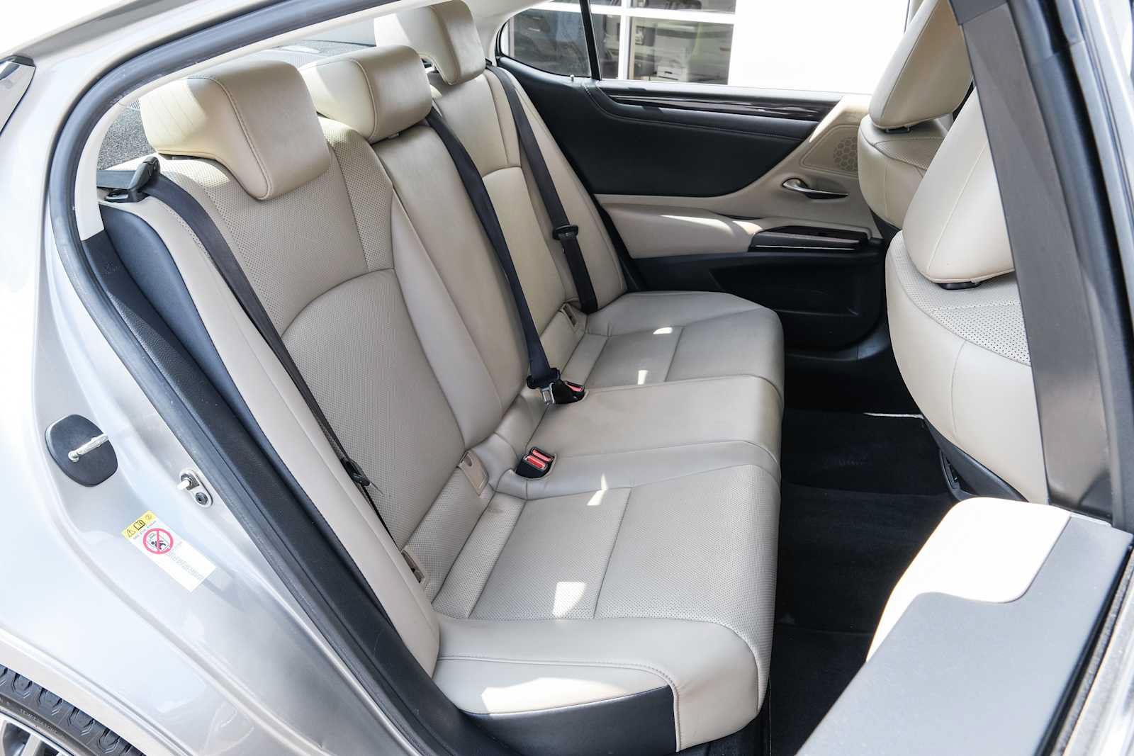 Used 2019 Lexus ES 350 w/ Premium Package FWD image 30