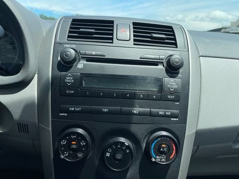 Used 2009 Toyota Corolla LE FWD image 24