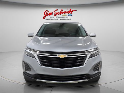 Used 2024 Chevrolet Equinox LT image 3