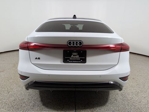 New 2025 Audi A6 e-tron Premium Plus RWD image 6