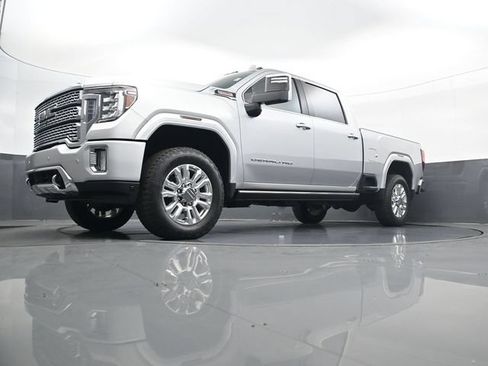 Used 2021 GMC Sierra 2500 Denali w/ Denali Ultimate Package AWD/4WD image 21