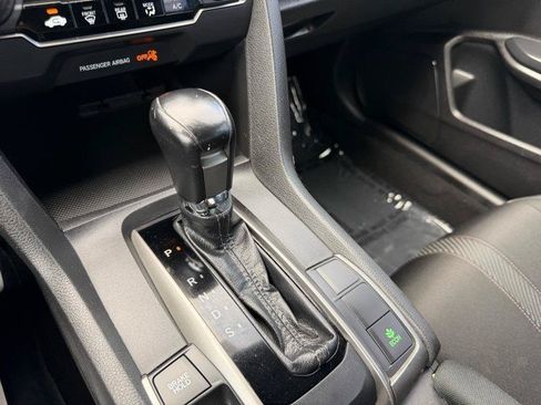 Used 2018 Honda Civic Sport image 34