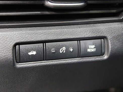 Used 2022 Nissan Altima 2.5 SV image 18